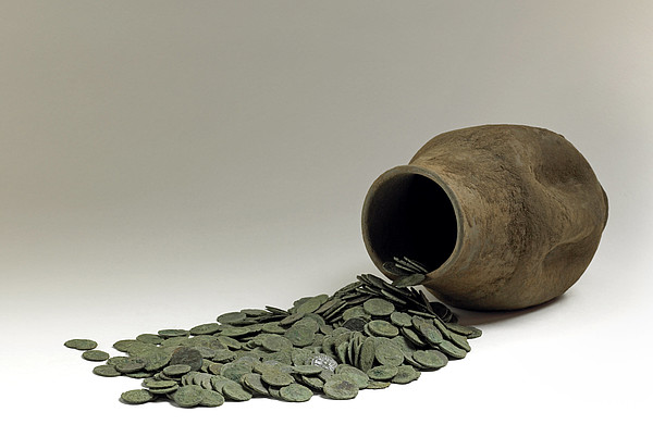 Adrian Chadwick: Radiate Hoard, found near York